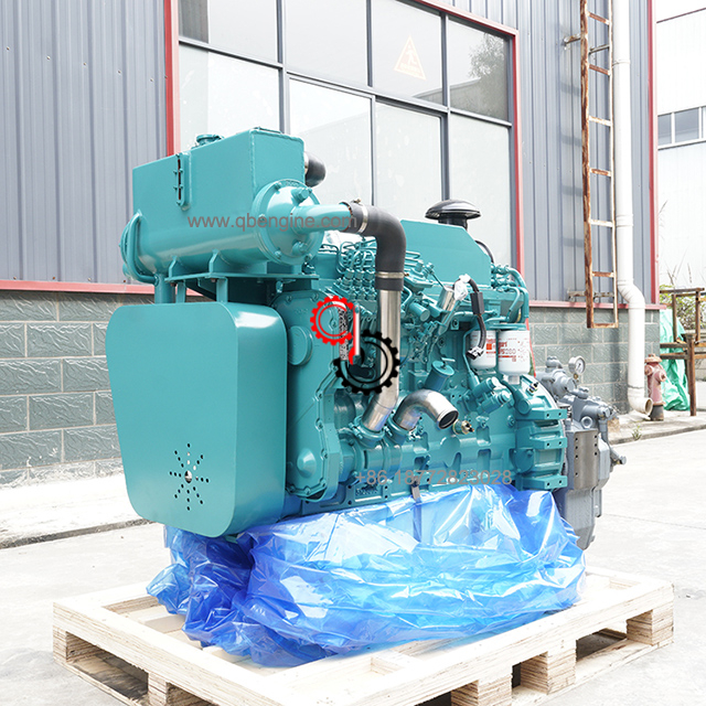 220HP Vessel Motor 6CTA8.3-M220 Cummins Marine Engine with Gearbox