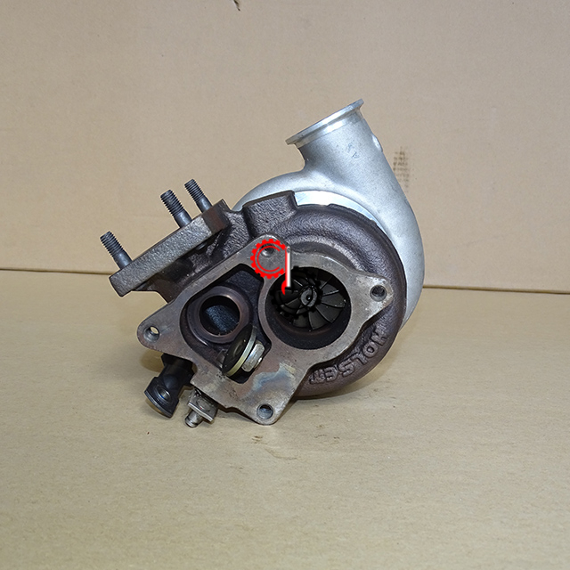 Cummins Engine ISF Parts HE211W Turbocharger 5327580 3768005 3768006 3774229 3774197