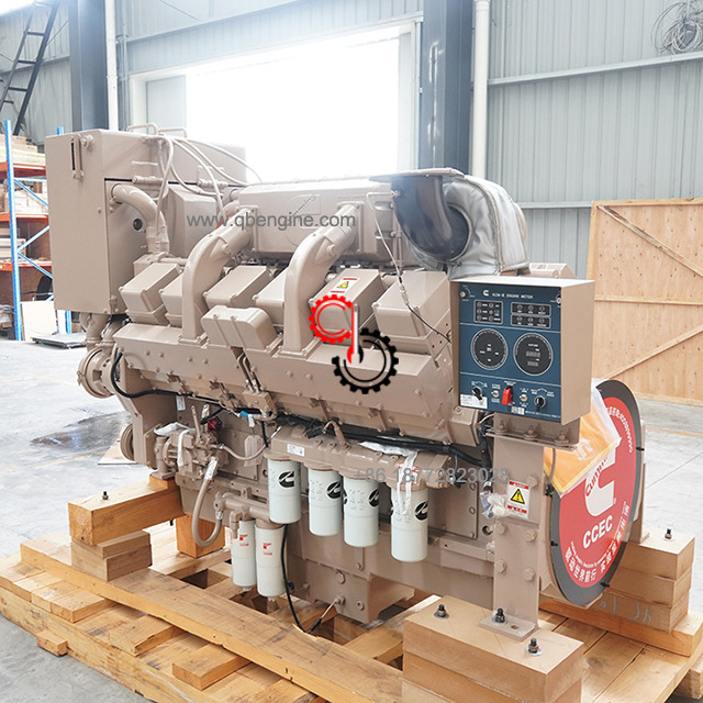 Cummins KTA38-MO 671KW 1800rpm Marine Engine Assembly with Heat Exchanger and Seawater Pump