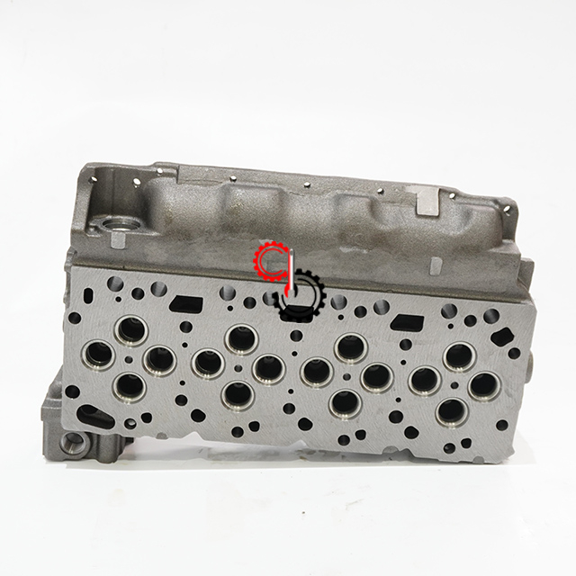 ISB4.5 QSB4.5 Diesel Engine Parts Original Cummins Cylinder Head 5311252 5282708 4941495