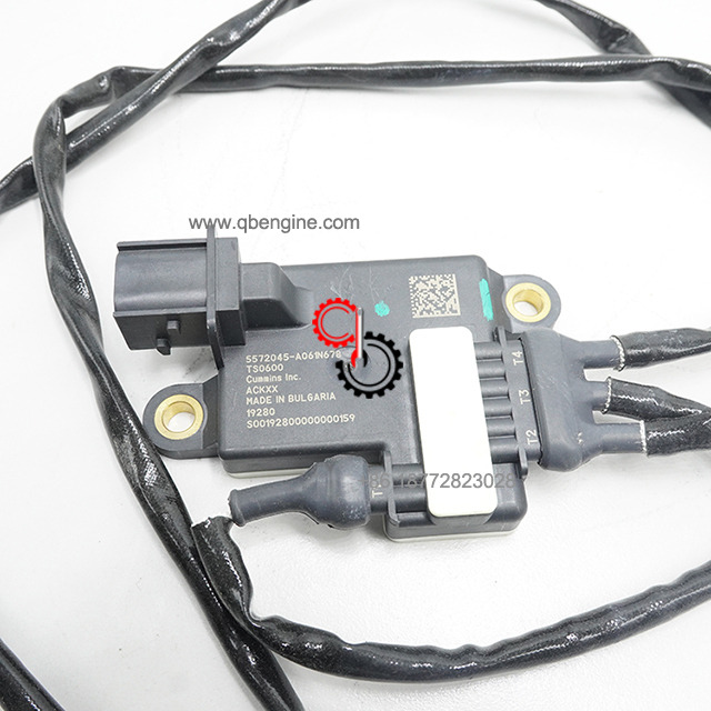 OEM Cummins Diesel Engine Spare Parts EGT Temperature Sensor 5572045