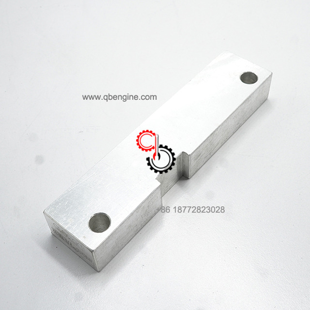 OEM Replacement Cummins Engine Spacer Mounting Spacer 3899388