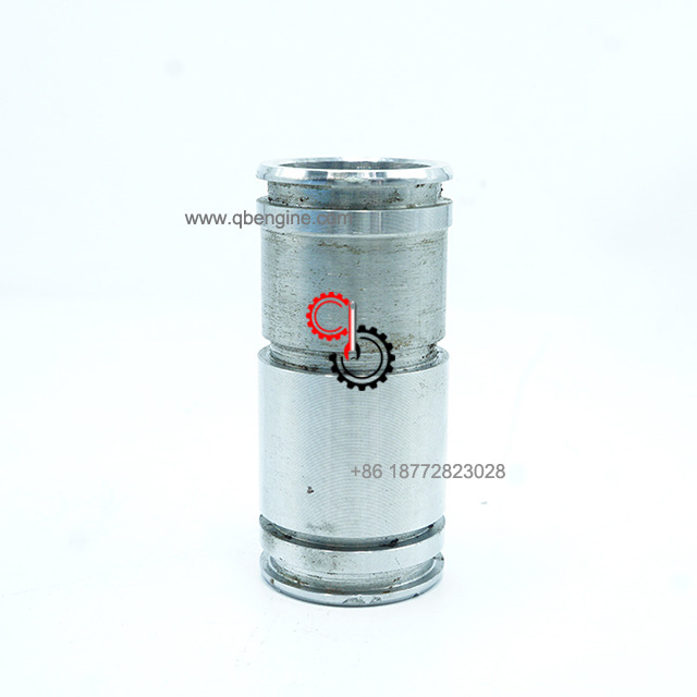 PC1250 Hydraulic Excavator Cummins QSK23 Engine Parts Water Bypass Tube 4095589