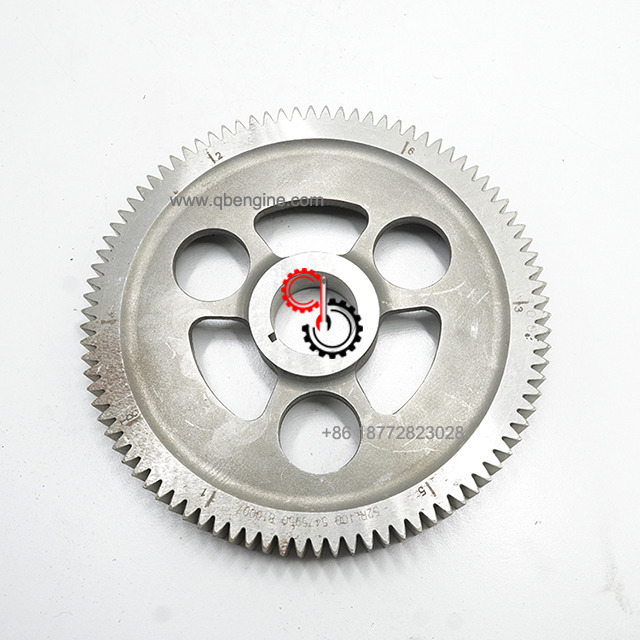 Heavy Component Cummins Engine Parts Camshaft Idler Gear Shaft 5475950