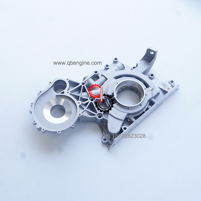 High Quality Cummins QSM15 Engine Parts Lubricating Oil Pump 5689782