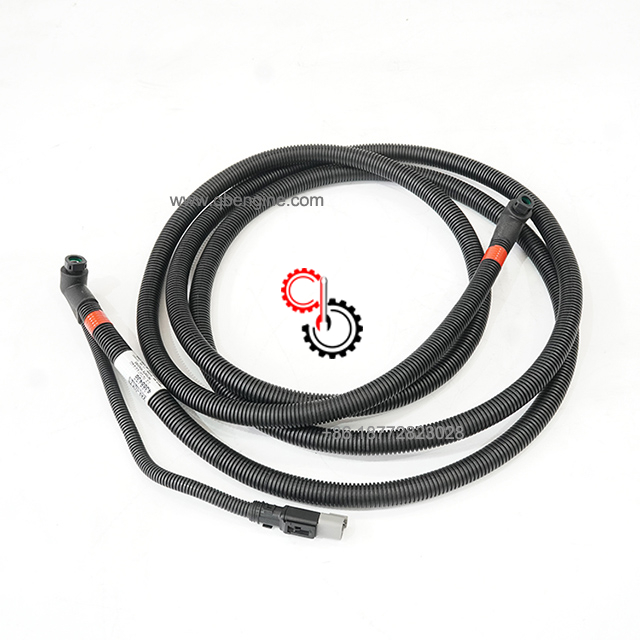 4388438 A053N043 Original Cummins DEF Fluid Heating Hose Diesel Engine Spare Parts