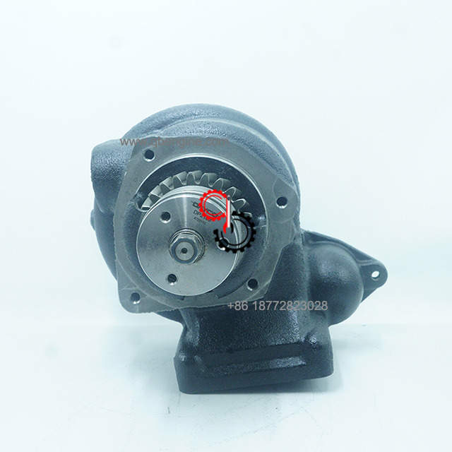Komatsu 6261-61-1100 Engine Water Pump Assembly 6261-61-1100 for SAA6D140E-5
