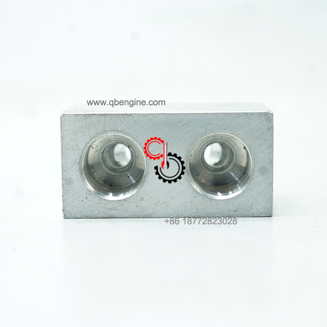 207442 Original Cummins K19 QSK19 Fuel Block Connection