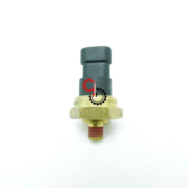 Truck Diesel Engine Parts Original Cummins Pressure Switch 3062868 2897695 3408613 Diesel Pressure Switch