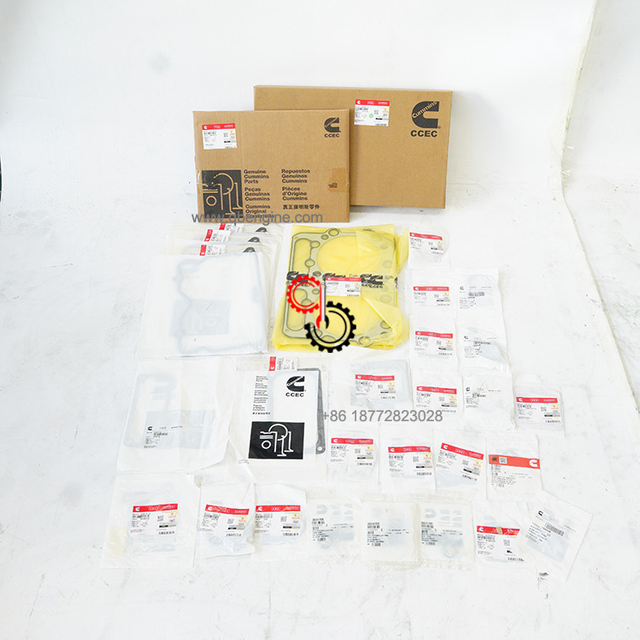 Cummins OEM Direct Replacement 4915502 Upper Engine Gasket Set 4915502