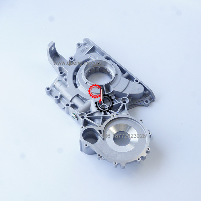 High Quality Cummins QSM15 Engine Parts Lubricating Oil Pump 5689782
