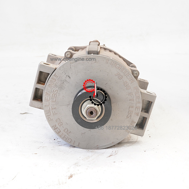 Genuine Cummins Industrial Engine Spare Parts 24V 140A Alternator 5716496