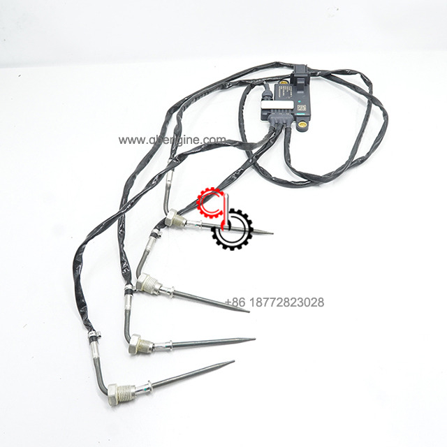 OEM Cummins Diesel Engine Spare Parts EGT Temperature Sensor 5572045