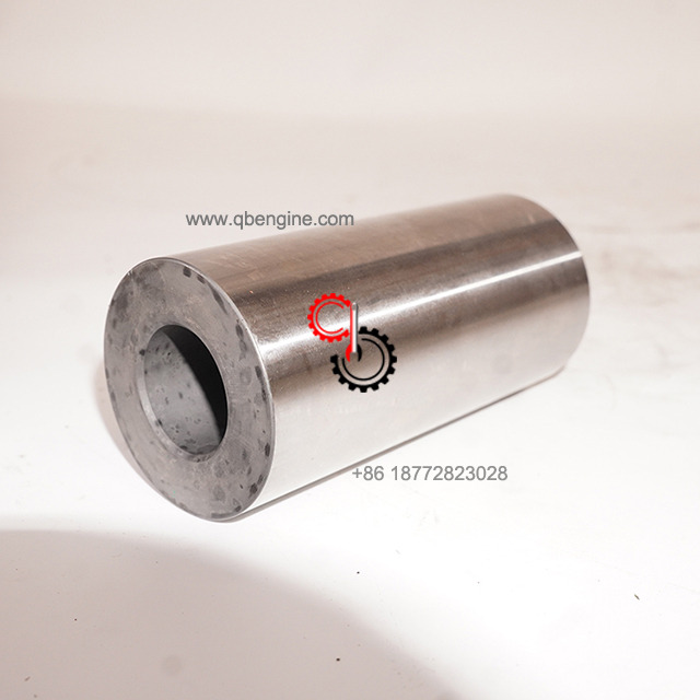OEM Cummins QST30 Engine Piston Parts Floating Piston Pin 3092572 Piston Pin 3092572
