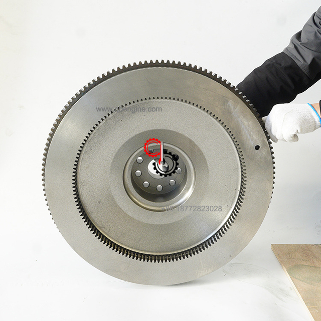 Heavy-Duty Cummins K19 Construction Engine Components Flywheel 4913658