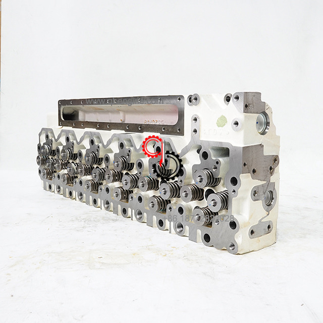 Hot Selling Diesel Industrial Cummins QSL QSC Cylinder Head 5529522 6373877 Engine Parts