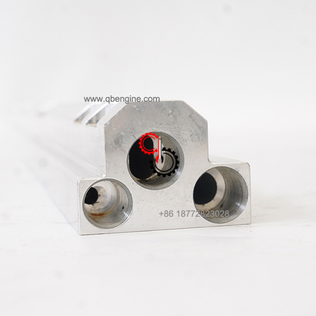 Cummins QSK60 Authentic Engine Electronic Control System Parts Fuel Manifold 3638062 3638063