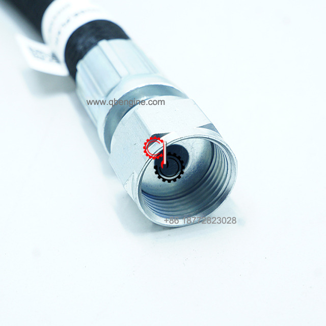 Professional Heavy Equipment Cummins QSK50 Engine Parts Fuel Rubber Hose 4390202