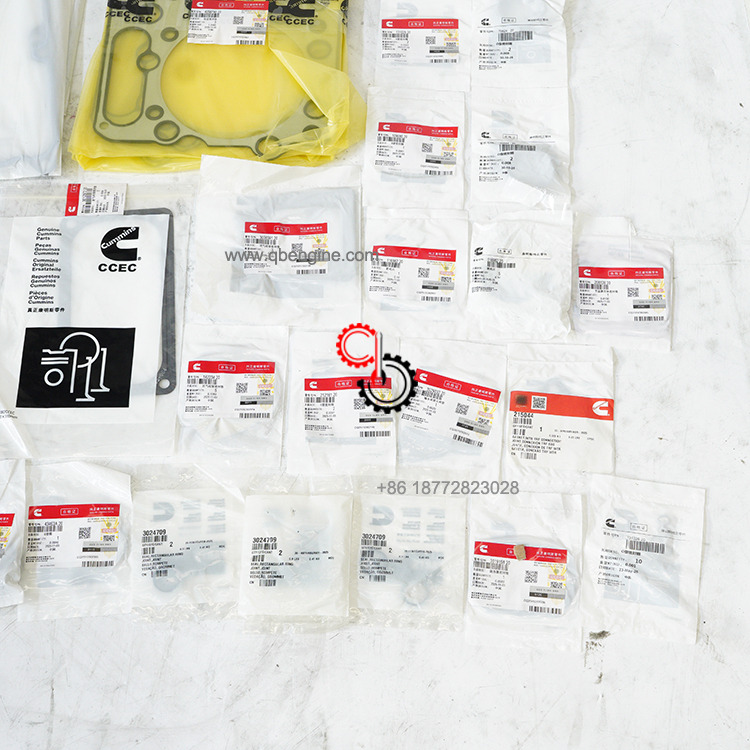 Cummins OEM Direct Replacement 4915502 Upper Engine Gasket Set 4915502