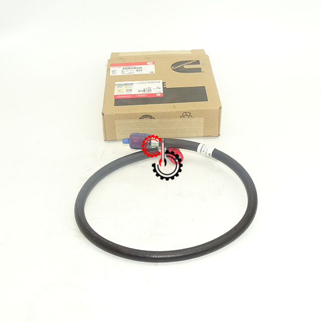 4939031 Cummins QSB Machinery Engine Spare Parts Flexible Hose 4939031