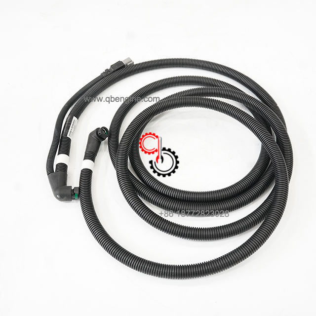 4388439 A053N044 DEF Fluid Heating Hose Original Cummins Machinery Engines Parts