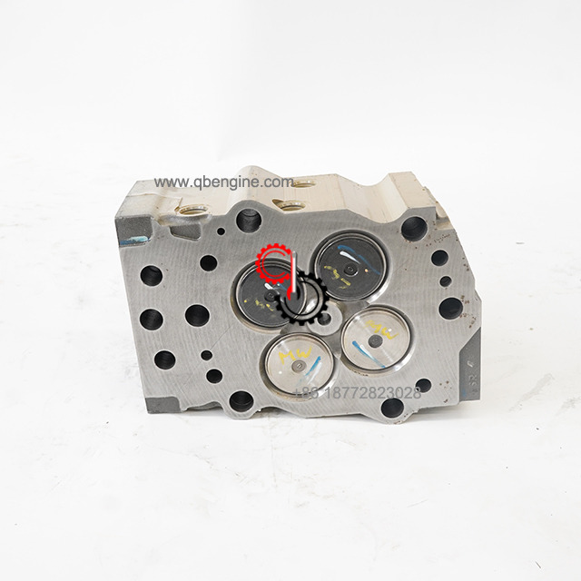 Original Cummins K19 K38 K50 Construction Machinery Engine Part Cylinder Head 5581146