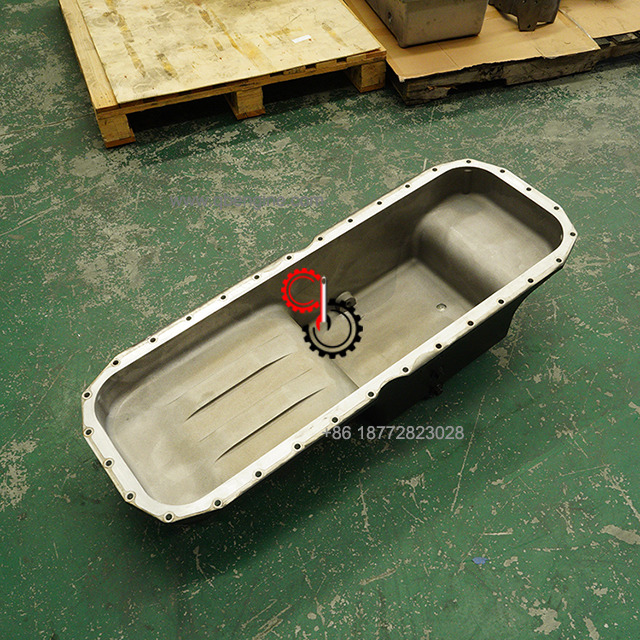 Durable Cummins QSX Engine Parts Cast Aluminum Alloy Oil Pan 3104436