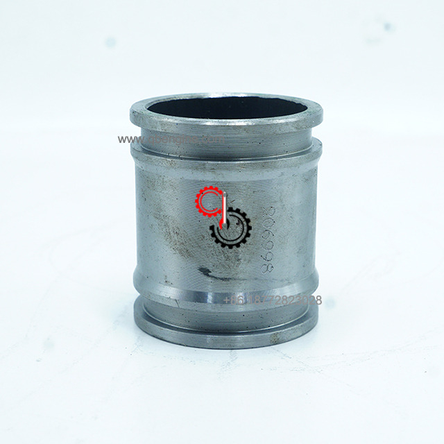 Cummins KTA19 QSK19 Marine Diesel Engine Water Transfer Tube 205987 206998