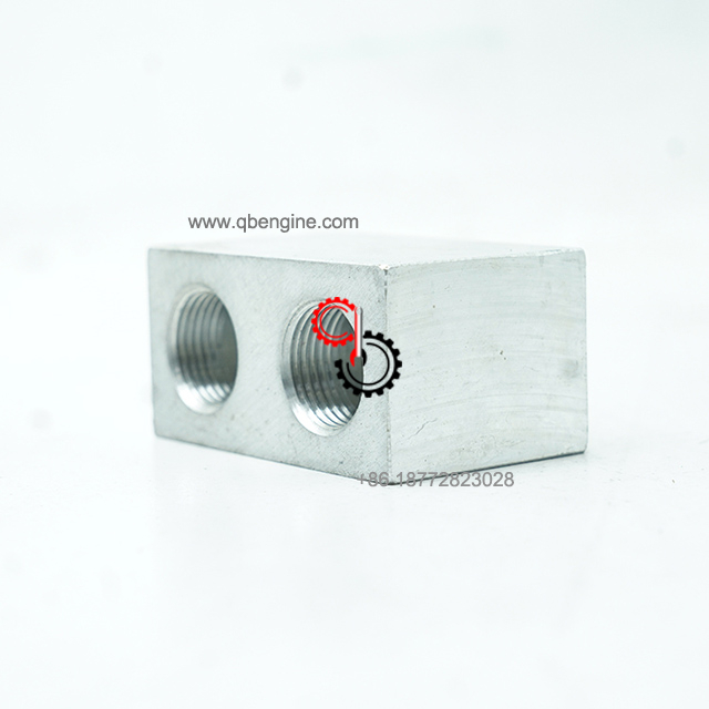 207442 Original Cummins K19 QSK19 Fuel Block Connection