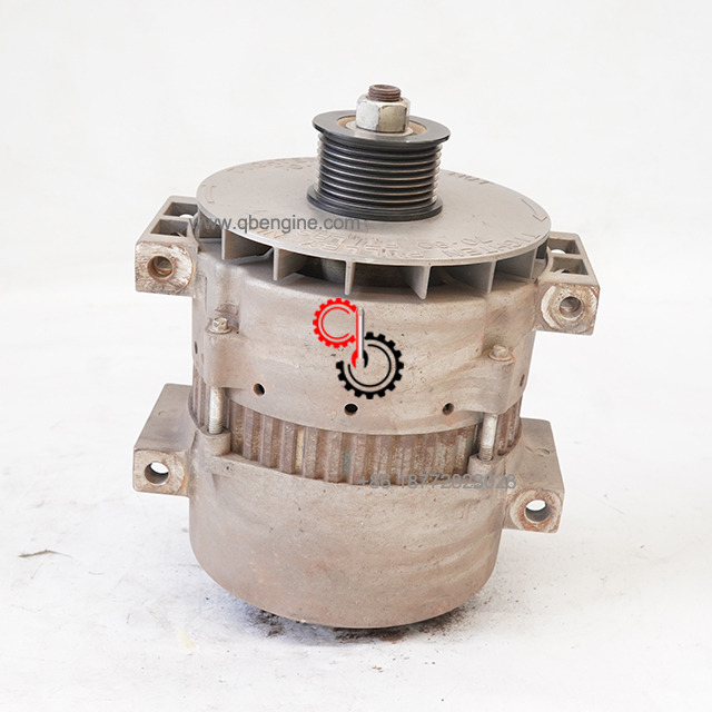 Genuine Cummins Industrial Engine Spare Parts 24V 140A Alternator 5716496