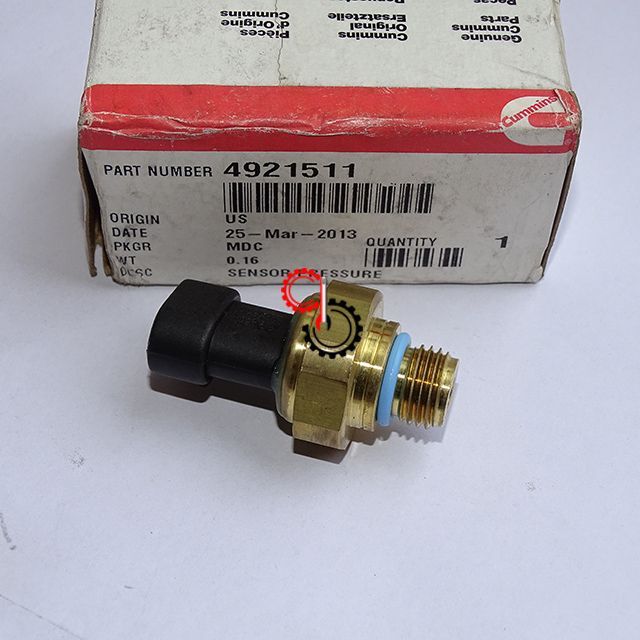 Excavator Engine Parts Cummins ISLGAS Pressure Sensor 4921511 4088390 4326849 