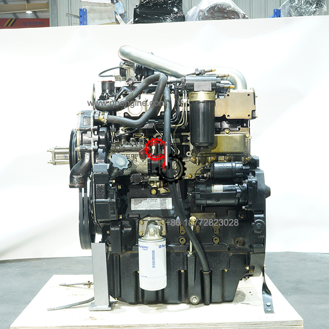 1104D-44T China Perkins 1104D Engine Assembly 4.4L Inline 4 Cylinders UN ECE R96 Stage IIIA Emission