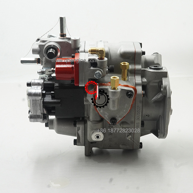 Premium Cummins Diesel KTA19-C Engine Parts 3021980 Fuel Pump 3021980