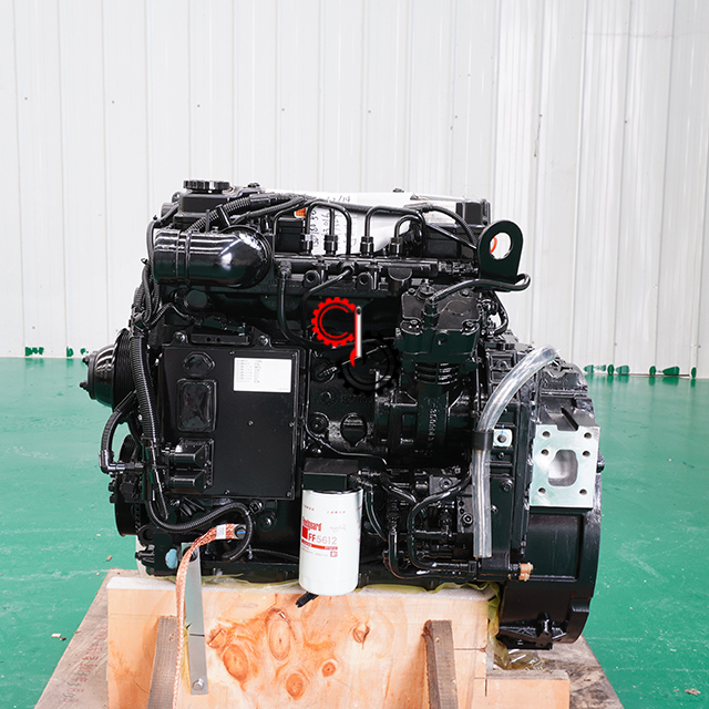 178HP 2500RPM CPL3059 78817324 Isde180 50 180HP ISBE4.5 Engine Euro 5 Cummins ISBe Engine