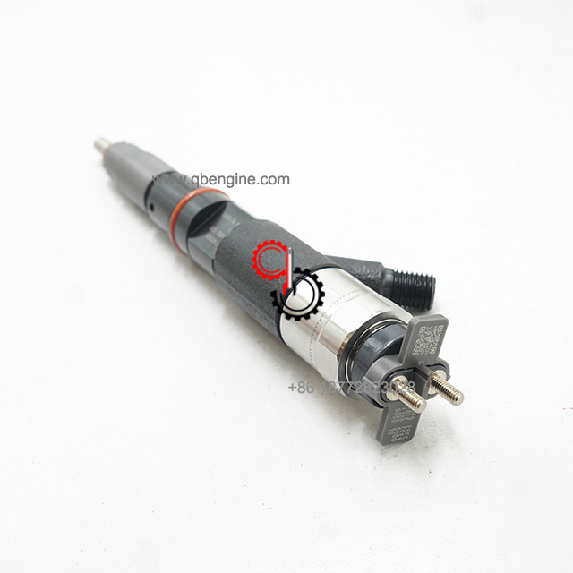 Premium Cummins ISB5.9 QSB5.9 Engine Parts Fuel Injector 6474055
