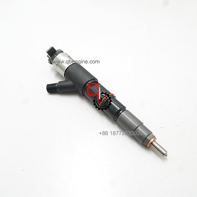 Premium Cummins ISB5.9 QSB5.9 Engine Parts Fuel Injector 6474055