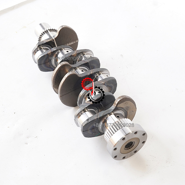 Reliable ISB4.5 QSB4.5 Engine Parts Forged Steel Engine Crankshaft 5370755 5289840 